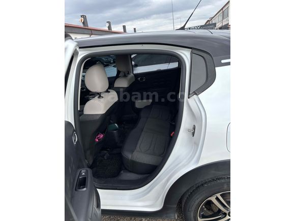 Sahibinden Citroen C3 1.2 PureTech Feel Bold 2023 Model 