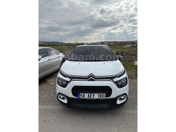 Sahibinden Citroen C3 1.2 PureTech Feel Bold 2023 Model 