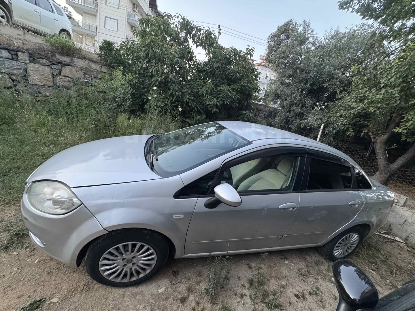 Galeriden Fiat Linea 1.3 Multijet Active Plus 2012 Model Antalya 209.800 km Gri 6