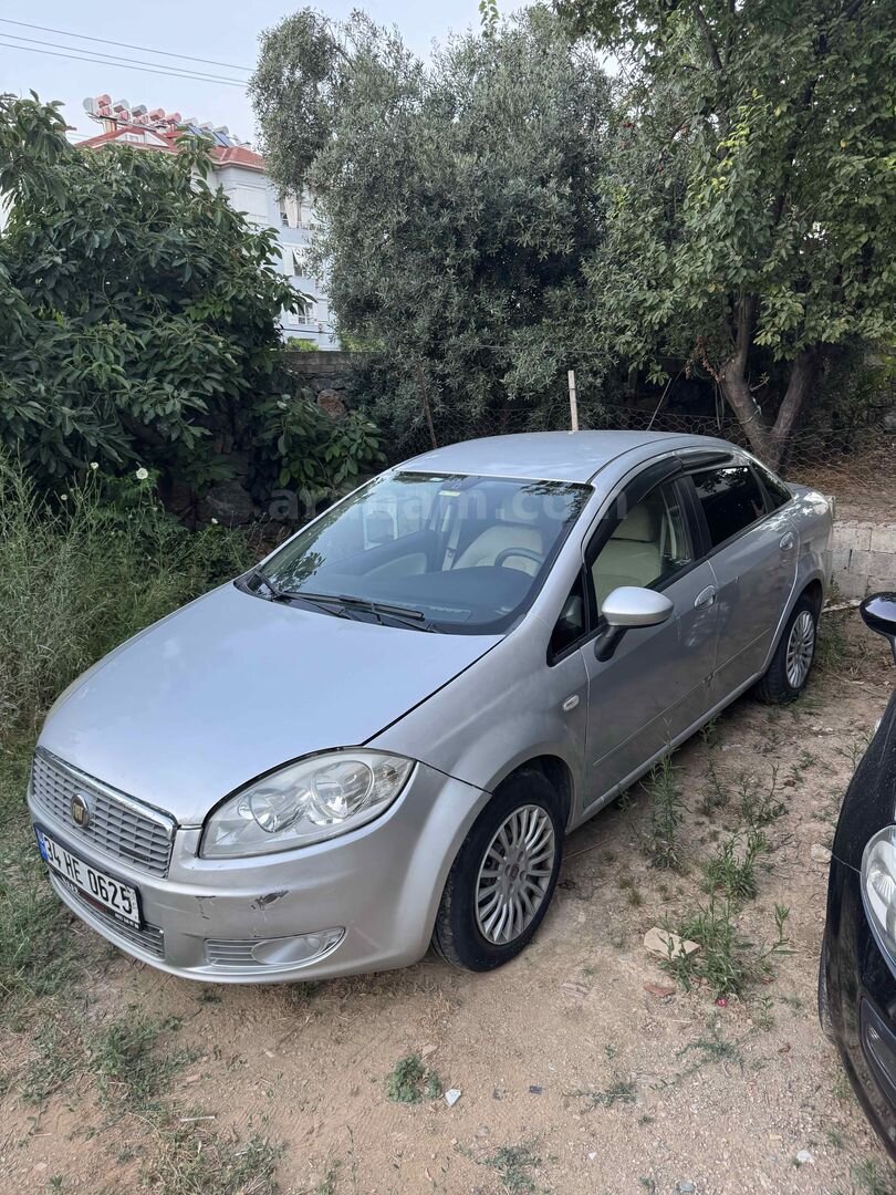 Galeriden Fiat Linea 1.3 Multijet Active Plus 2012 Model Antalya 209.800 km Gri 3