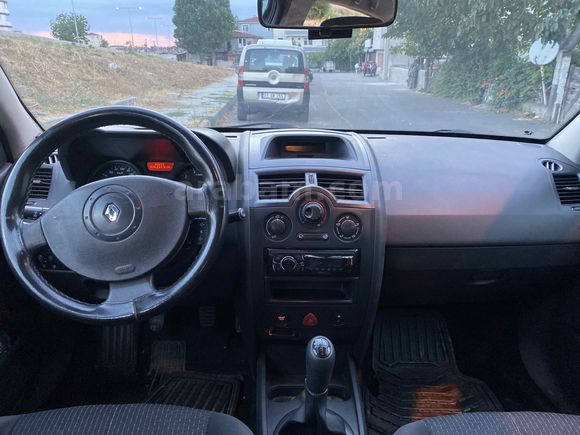 Sahibinden Renault Megane 1.4 Authentique 2005 Model 