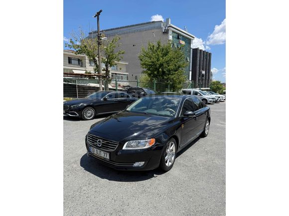  Volvo S80 1.6 D premium 2013 Model  228.000 km En ful paket