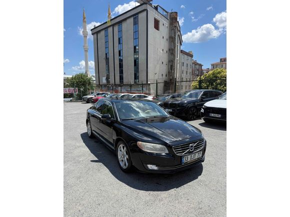  Volvo S80 1.6 D premium 2013 Model  228.000 km En ful paket