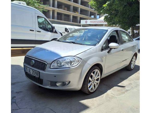  Fiat Linea 1.3 Multijet Active Plus 2011 Model 