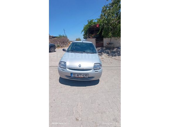 Sahibinden Renault Clio 1.4 RNA 2000 Model