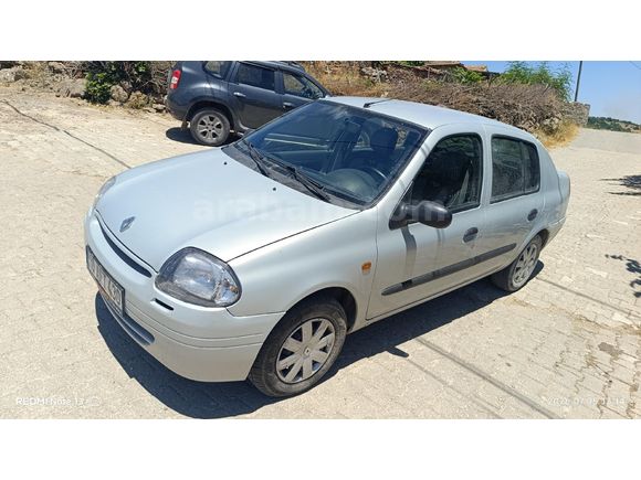 Sahibinden Renault Clio 1.4 RNA 2000 Model