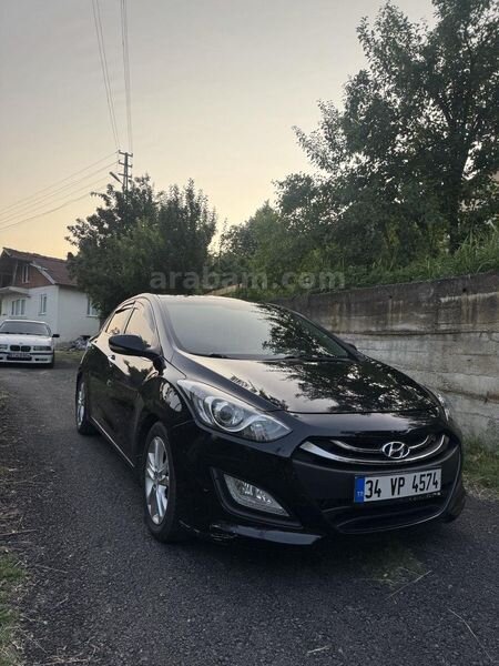 Sahibinden Hyundai i30 1.6 CRDi Elite 2013 Model Zonguldak 170.000 km Siyah