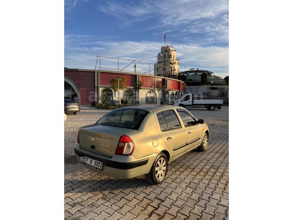Sahibinden Renault Clio 1.4 Authentique 2004 Model  139.000 km Sarı