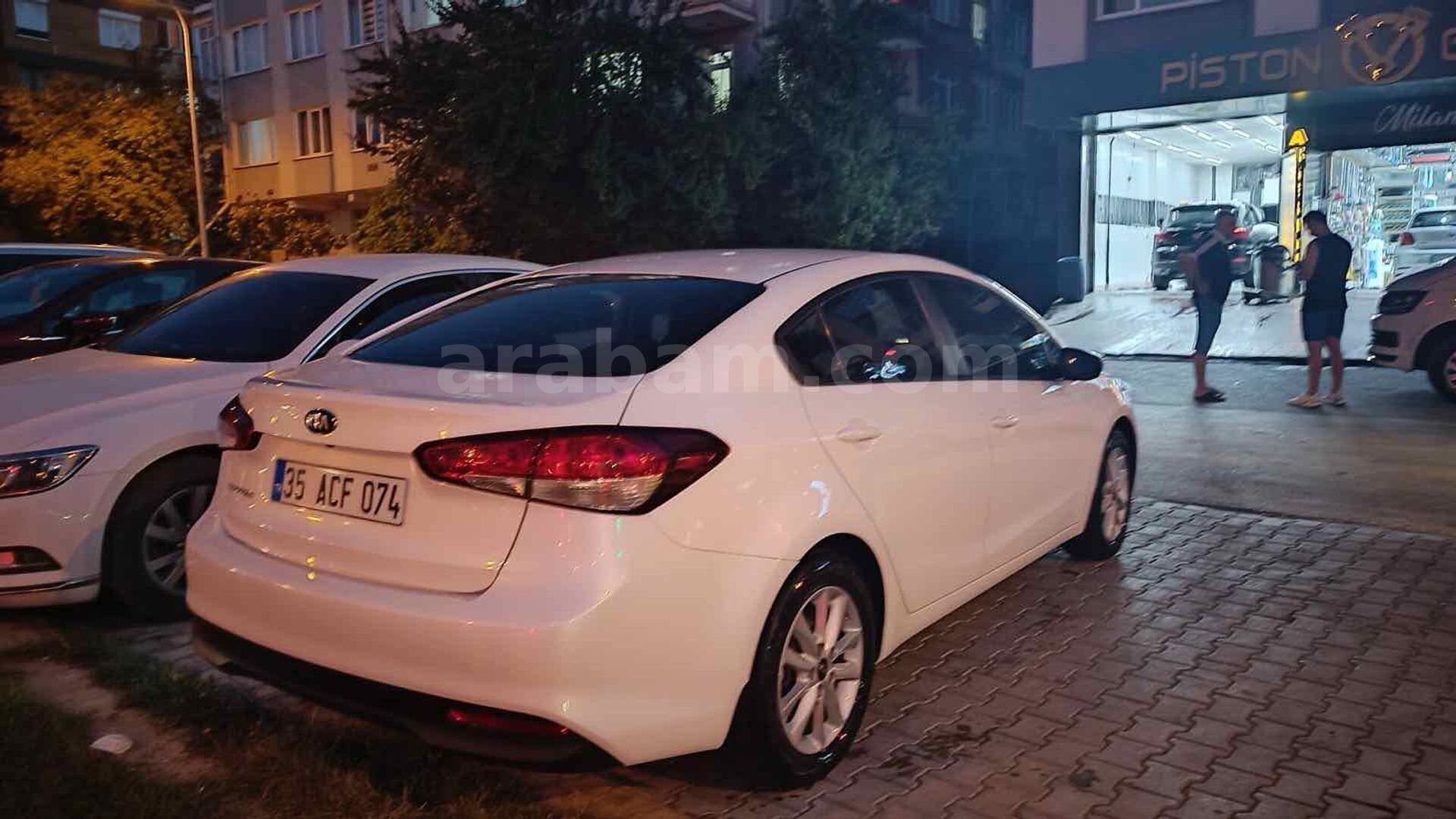 Sahibinden Hatasız Boyasız Değişensiz Kia Cerato Comfort 5