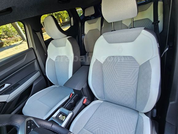 SIFIR AYARINDA  2025 RENO Duster 1.3 TCe Techno