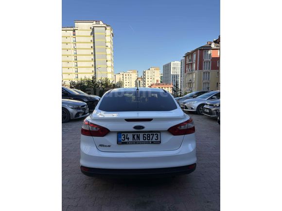 Sahibinden Ford Focus 1.6 Ti-VCT Titanium 2013 Model 
