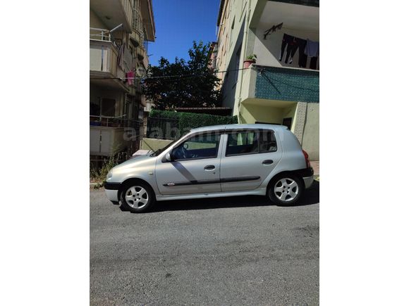 Sahibinden Renault Clio 1.4 RXT 2002 Model