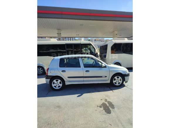 Sahibinden Renault Clio 1.4 RXT 2002 Model