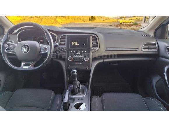 Sahibinden Renault Megane 1.6 Touch 2019 Model