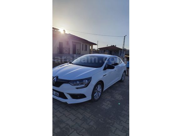 Sahibinden Renault Megane 1.6 Touch 2019 Model