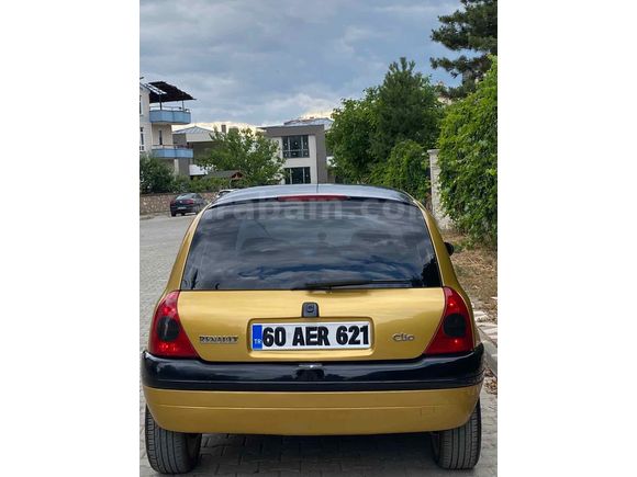 Sahibinden Renault Clio 1.4 RTA 2000 Model 