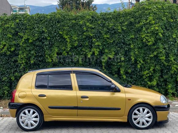 Sahibinden Renault Clio 1.4 RTA 2000 Model 