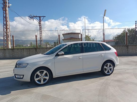 Sahibinden Skoda Rapid 1.4 TDI GreenTec Spaceback Style 2015 Model