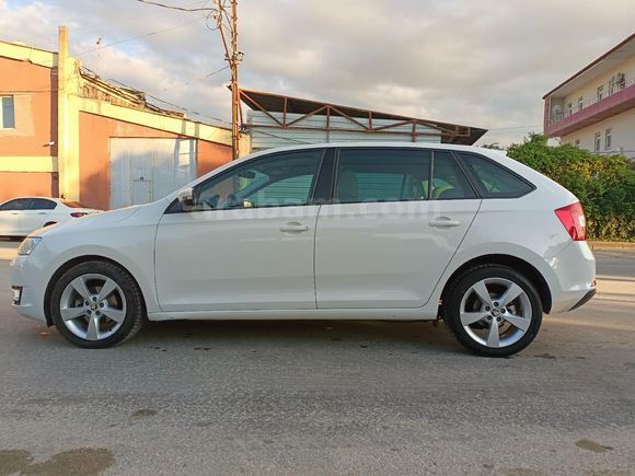Sahibinden Skoda Rapid 1.4 TDI GreenTec Spaceback Style 2015 Model