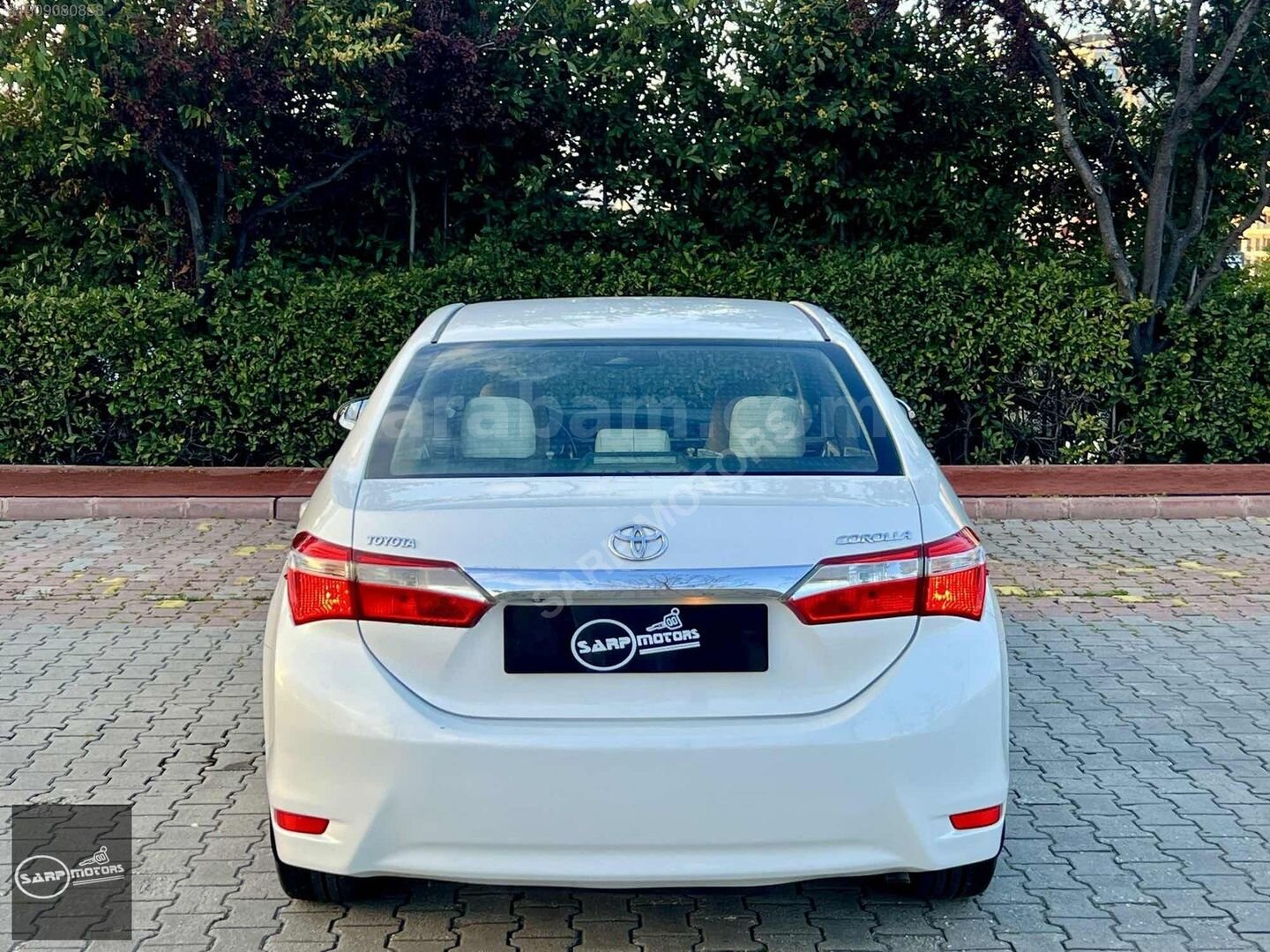 Galeriden Toyota Corolla 1.4 D-4D Advance 2014 Model İstanbul 178.000 km Beyaz 4