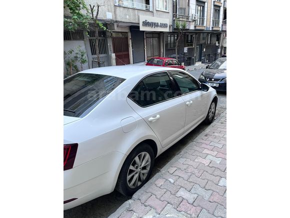 Sahibinden Skoda Octavia 1.6 TDI Style 2017 Model