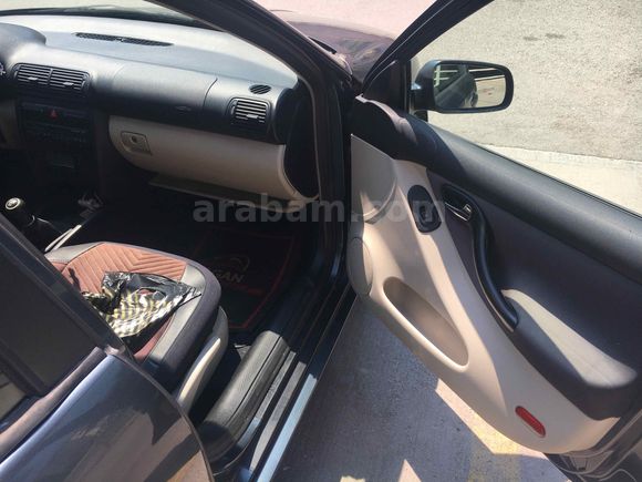 Sahibinden Seat Leon 1.6 Signo 2001 Model 