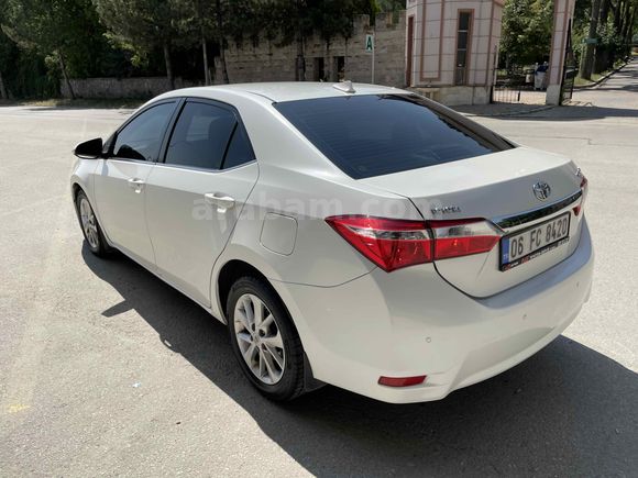 Sahibinden Degisensiz 2013 Corolla Otomatik