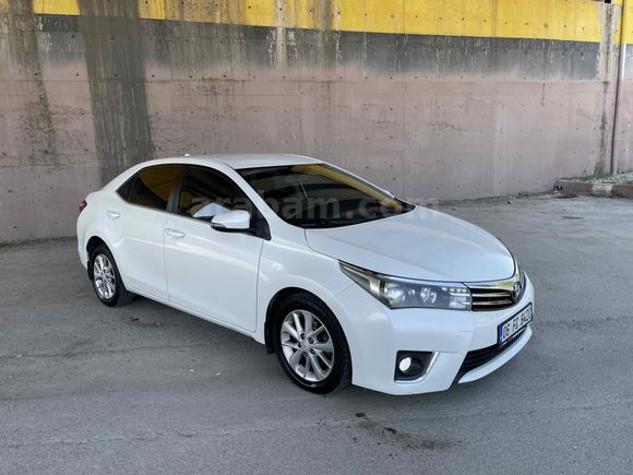 Sahibinden Degisensiz 2013 Corolla Otomatik