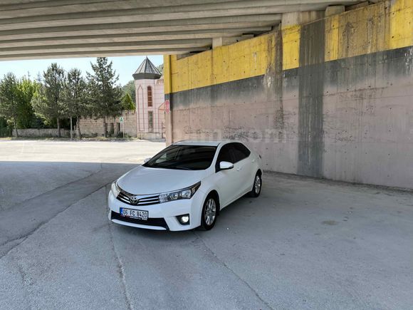Sahibinden Degisensiz 2013 Corolla Otomatik