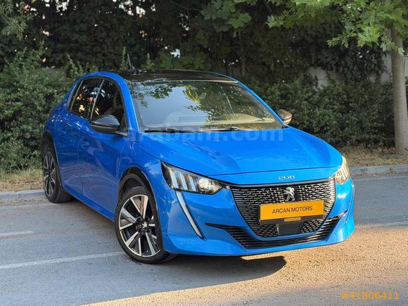 ARCAN MOTORS 208 GT CAM TAVAN AİLE ARACI