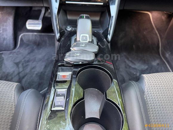 ARCAN MOTORS 208 GT CAM TAVAN AİLE ARACI