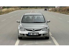 DEĞİŞENSİZ—OTOMATİK—DERİ KOLTUK—İÇİ BEJ