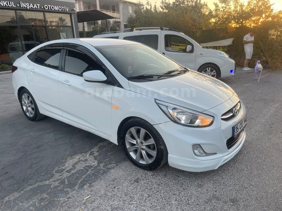 Sahibinden Hyundai Accent Blue 1.6 CRDI Mode Plus 2017 Model