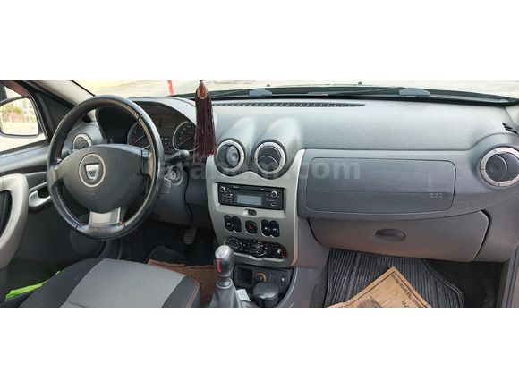 Sahibinden Dacia Duster 1.5 dCi Laureate 2013 Model  147.000 km Siyah