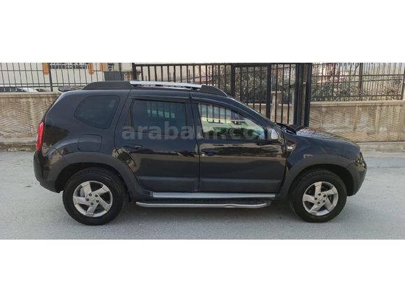 Sahibinden Dacia Duster 1.5 dCi Laureate 2013 Model  147.000 km Siyah