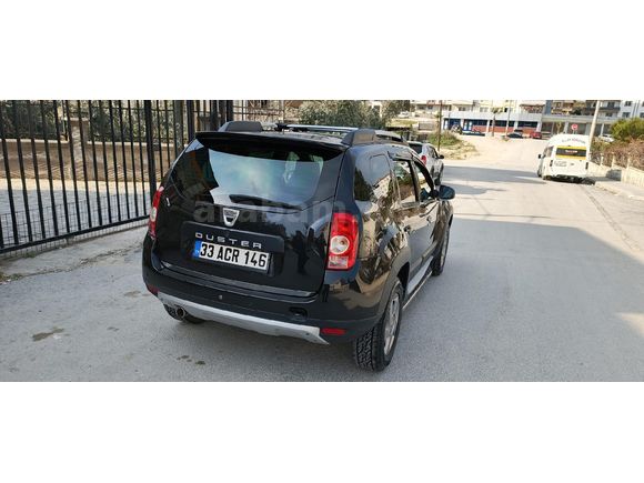 Sahibinden Dacia Duster 1.5 dCi Laureate 2013 Model  147.000 km Siyah