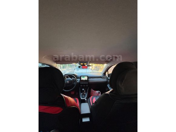 Sahibinden Renault Clio 1.0 TCe Evolution 2023 Model