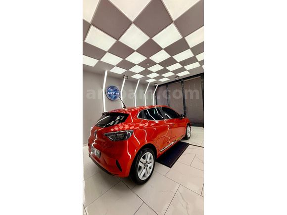 Sahibinden Renault Clio 1.0 TCe Evolution 2023 Model