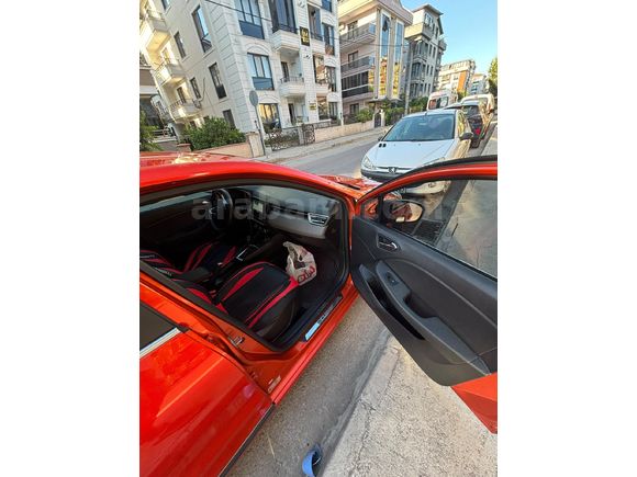 Sahibinden Renault Clio 1.0 TCe Evolution 2023 Model