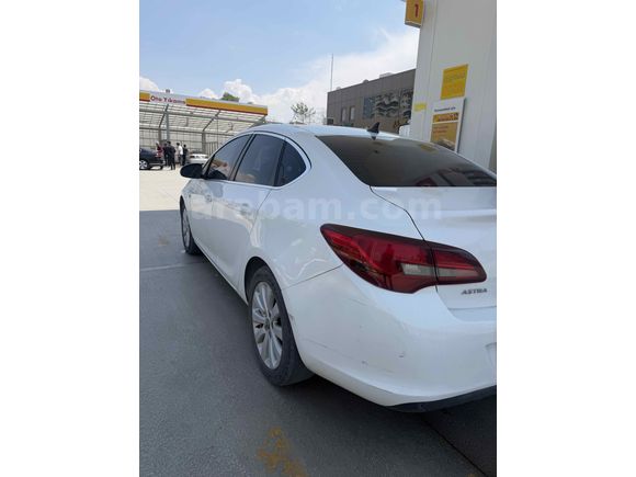 Sahibinden Opel Astra 1.6 CDTI Cosmo 2014 Model 