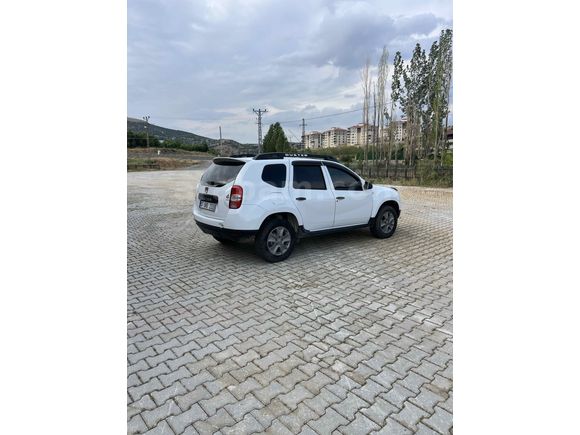 2017 MODEL 138 BÜNDE 4\4DACİA DUATER AKSESUARLI 