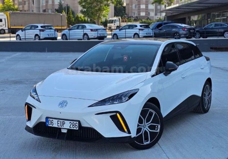 Sahibinden MG MG4 Luxury 2023 Model Isparta 44.500 km Beyaz