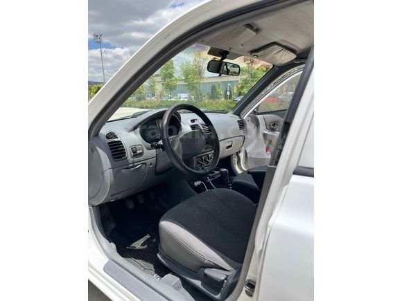 Sahibinden Hyundai Accent 1.5 1.5i GL 2000 Model 