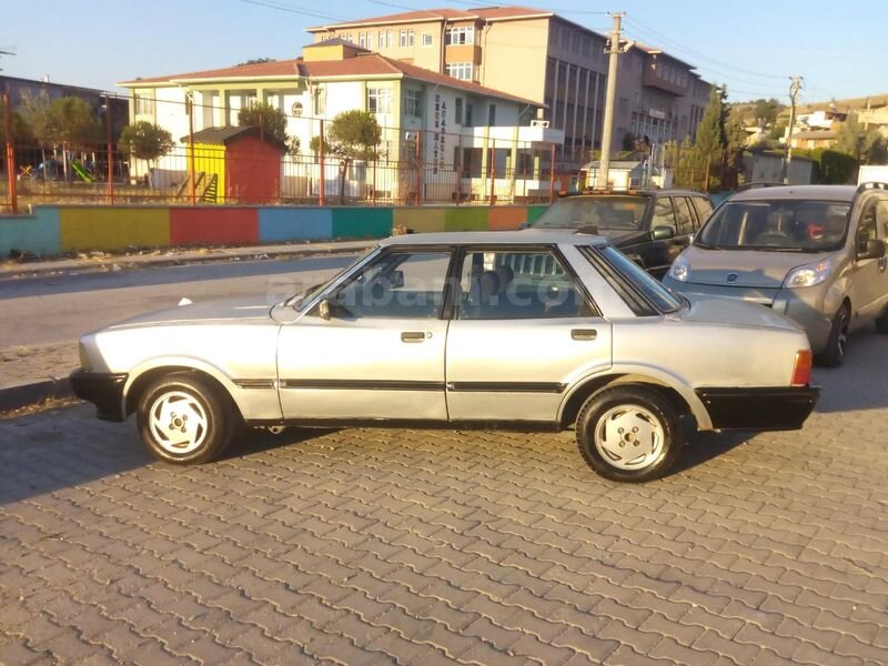 Sahibinden Ford Taunus 1.6 S 1986 Model İzmir 198.000 km Gri