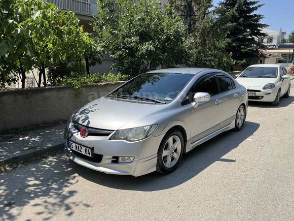 2.Sahibinden Honda Civic 1.6i VTEC Dream 2009 Model 