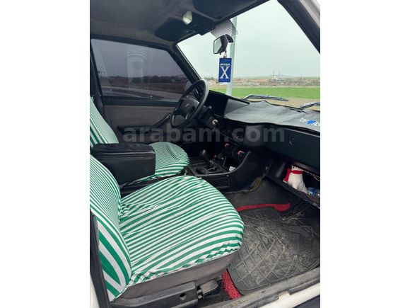 Sahibinden Tofaş Şahin S 2000 Model  200.000 km Beyaz