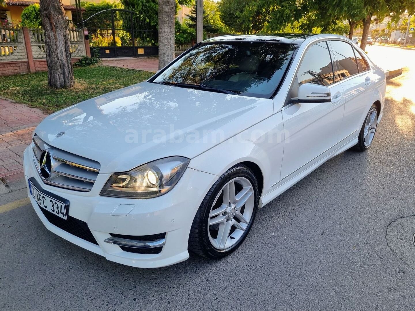 Galeriden Mercedes - Benz C 180 AMG 2012 Model Sakarya 190.000 km Beyaz 5