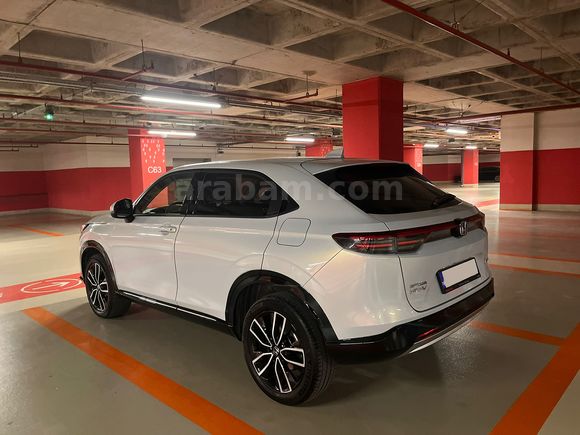 Sahibinden Honda HR-V 1.5 e-HEV Elegance 2024 Model 