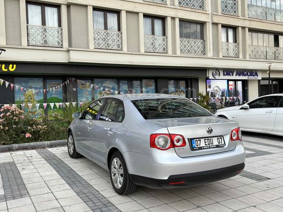 50 BİNDE JETTA SAHİBİNDEN 2011 MODEL