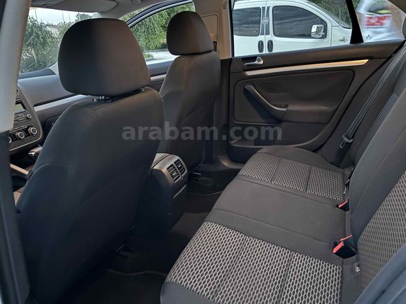50 BİNDE JETTA SAHİBİNDEN 2011 MODEL